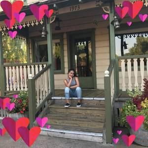 Meet your Posher, Melyssa